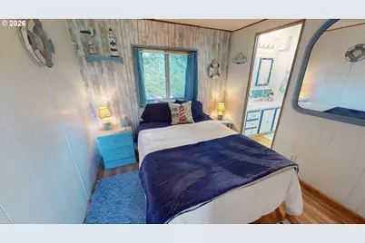 30235 Eagleview Dr, Gold Beach, OR 97444 - Photo 23