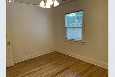 5421 SE Long St, Portland, OR 97206 - Photo 17