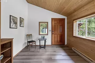 93537 Deadwood Creek Rd, Deadwood, OR 97430 - Photo 23