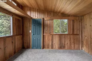 93537 Deadwood Creek Rd, Deadwood, OR 97430 - Photo 33