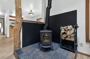 93537 Deadwood Creek Rd, Deadwood, OR 97430 - Photo 19
