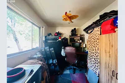 617 Poison Oak Dr, Winston, OR 97496 - Photo 21