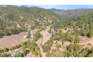 617 Poison Oak Dr, Winston, OR 97496 - Photo 7