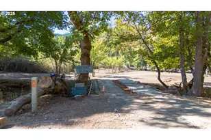 617 Poison Oak Dr, Winston, OR 97496 - Photo 35