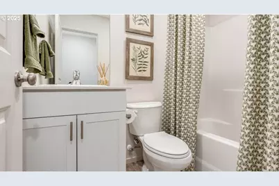 105 Greencrest St NE, Salem, OR 97301 - Photo 15