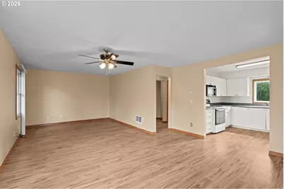 2544 34th Ave, Longview, WA 98632 - Photo 5