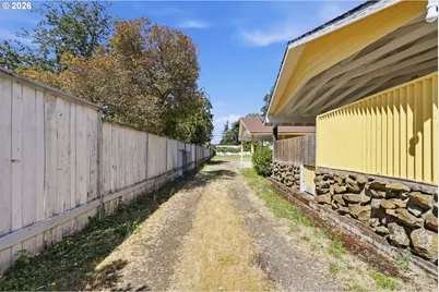 14305 SE River Rd, Milwaukie, OR 97267 - Photo 27