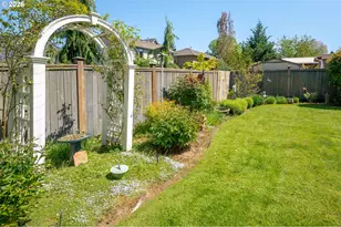 1279 SW Russ Ln, McMinnville, OR 97128 - Photo 43