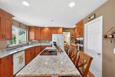 1279 SW Russ Ln, McMinnville, OR 97128 - Photo 13