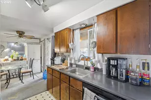 6155 SW Shannon Ct, Beaverton, OR 97008 - Photo 21