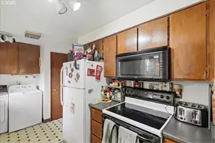 6155 SW Shannon Ct, Beaverton, OR 97008 - Photo 23