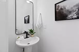 6914 N Swift St, Portland, OR 97203 - Photo 17