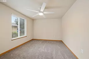 321 Rollingwood Dr, Kelso, WA 98626 - Photo 17