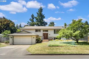 18819 Shenandoah Dr, Oregon City, OR 97045 - Photo 1