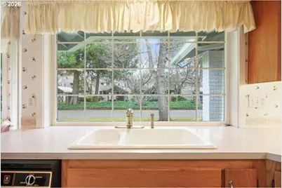 1376 Brickley Rd, Eugene, OR 97401 - Photo 23