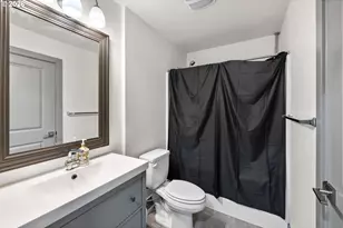 2896 SE 87th Ave, Portland, OR 97266 - Photo 17