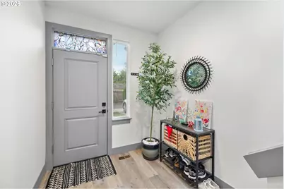 2896 SE 87th Ave, Portland, OR 97266 - Photo 5