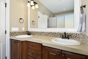 15325 NW Dominion Dr, Portland, OR 97229 - Photo 17