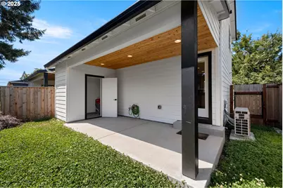 6505 SE Clatsop St #C, Portland, OR 97206 - Photo 31