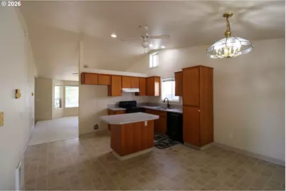 1815 SE 168th Ave, Vancouver, WA 98683 - Photo 5