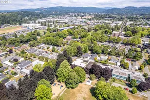 1951 Louisiana St, Longview, WA 98632 - Photo 13