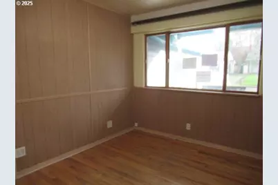 575 23rd St, Salem, OR 97301 - Photo 19