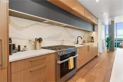 590 Waterfront Way #901, Vancouver, WA 98660 - Photo 5