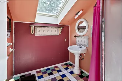 10548 NW Skyline Blvd, Portland, OR 97231 - Photo 35