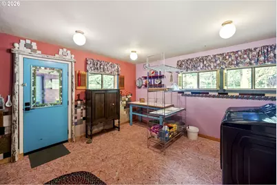 10548 NW Skyline Blvd, Portland, OR 97231 - Photo 37
