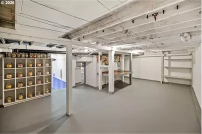 10548 NW Skyline Blvd, Portland, OR 97231 - Photo 39
