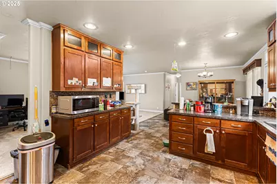 22170 Tiller Trail Hwy, Days Creek, OR 97429 - Photo 19