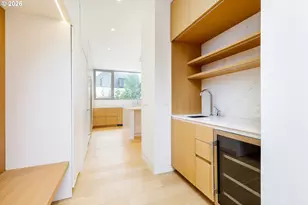 948 S Palatine Hill Rd, Portland, OR 97219 - Photo 19