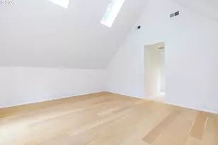 948 S Palatine Hill Rd, Portland, OR 97219 - Photo 39