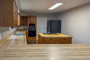 481 Strader Rd, Roseburg, OR 97470 - Photo 9