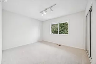 2730 SW Plum Ct, Portland, OR 97219 - Photo 21