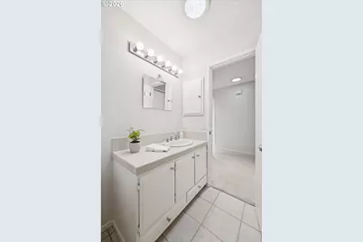 2730 SW Plum Ct, Portland, OR 97219 - Photo 25