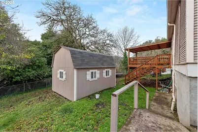 644 4th St, Myrtle Point, OR 97458 - Photo 43