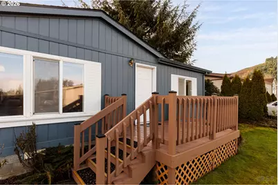 375 Metlako Way #42, Columbia City, OR 97018 - Photo 3