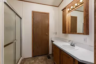 375 Metlako Way, Columbia City, OR 97018 - Photo 11