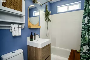 6235 NE Alberta St, Portland, OR 97218 - Photo 21