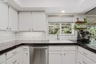 10906 NE 8th Ave, Vancouver, WA 98685 - Photo 13