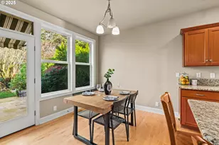 1163 Cedar Ridge Dr, Eugene, OR 97401 - Photo 11