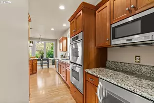 1163 Cedar Ridge Dr, Eugene, OR 97401 - Photo 19