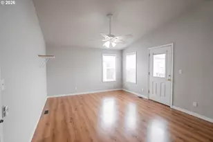 3355 N Delta Hwy, Eugene, OR 97408 - Photo 19