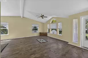 506 Robin Ln, Florence, OR 97439 - Photo 5