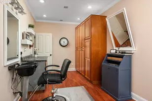 12352 NW Hibbard Dr, Portland, OR 97229 - Photo 21