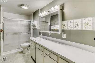 1629 Newport Way, Woodburn, OR 97071 - Photo 7