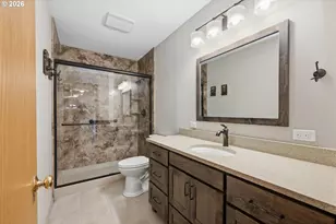 1140 Molly Ln, Eugene, OR 97404 - Photo 29