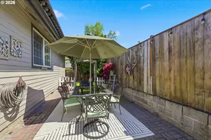 1140 Molly Ln, Eugene, OR 97404 - Photo 45