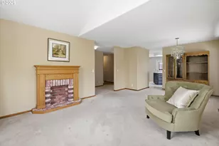 1140 Molly Ln, Eugene, OR 97404 - Photo 7